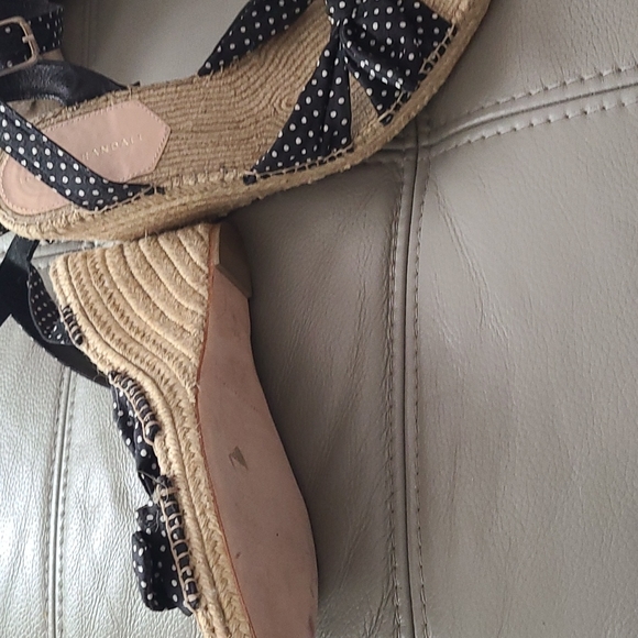 Sandals - Picture 3 of 3